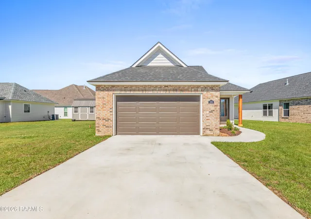 Photo 1 of Sale Pending at 100 Harvest View Ln, Lafayette, LA 70508 | MLS# 2600006120 | Listing updated on 2026-10-12