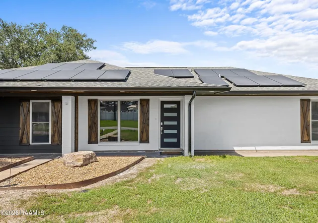 Photo 2 of Single family home for sale at 225 Bernard St, Eunice, LA 70535 | MLS# 2600008781 | Listing updated on 2026-10-05