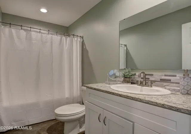Photo 3 of Townhouse for sale at 1612 Dehart Dr #B, New Iberia, LA 70560 | MLS# 2600009583 | Listing updated on 2026-10-12