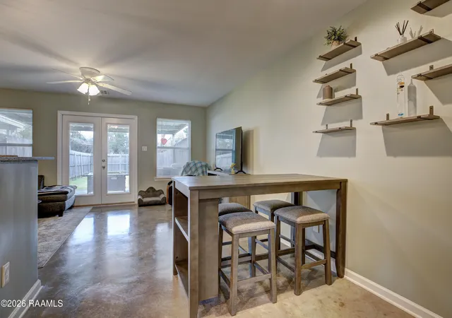 Photo 4 of Townhouse for sale at 1612 Dehart Dr #B, New Iberia, LA 70560 | MLS# 2600009583 | Listing updated on 2026-10-12