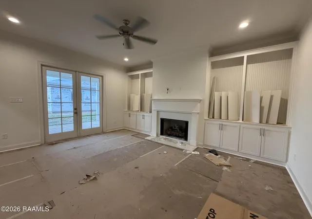 Photo 3 of Single family home for sale at 102 Lisburn Dr, Lafayette, LA 70507 | MLS# 2600004709 | Listing updated on 2026-09-09
