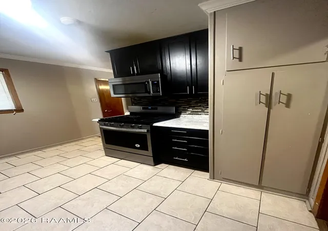 Photo 3 of Single family home for sale at 214 Tennessee St, Lafayette, LA 70501 | MLS# 2600006067 | Listing updated on 2026-09-03