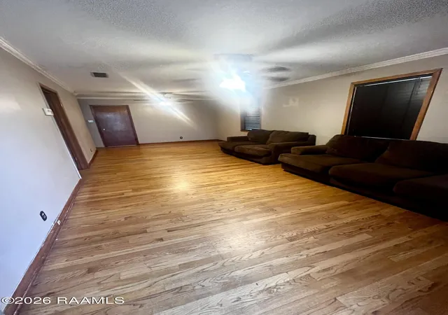 Photo 4 of Single family home for sale at 214 Tennessee St, Lafayette, LA 70501 | MLS# 2600006067 | Listing updated on 2026-09-03