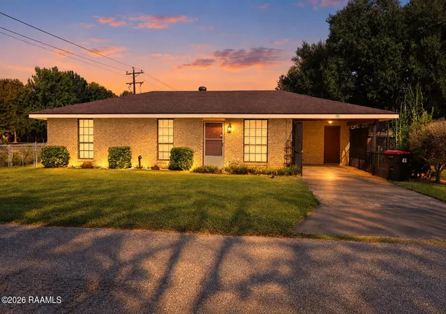 Photo 2 of Single family home for sale at 101 Bloomfield Dr, Carencro, LA 70520 | MLS# 2600009313 | Listing updated on 2026-10-03