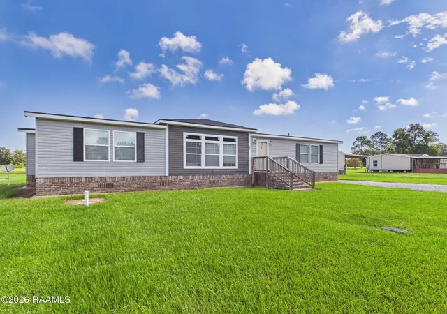 Photo 2 of Manufactured home for sale at 130 Landon Ln, Sunset, LA 70584 | MLS# 2600008354 | Listing updated on 2026-09-04