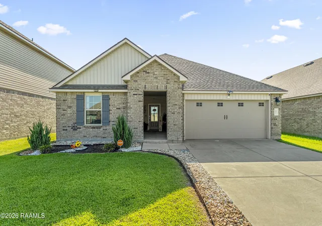 Photo 1 of Single family home for sale at 4056 Starling Pl, Jennings, LA 70546 | MLS# 2600008366 | Listing updated on 2026-09-12