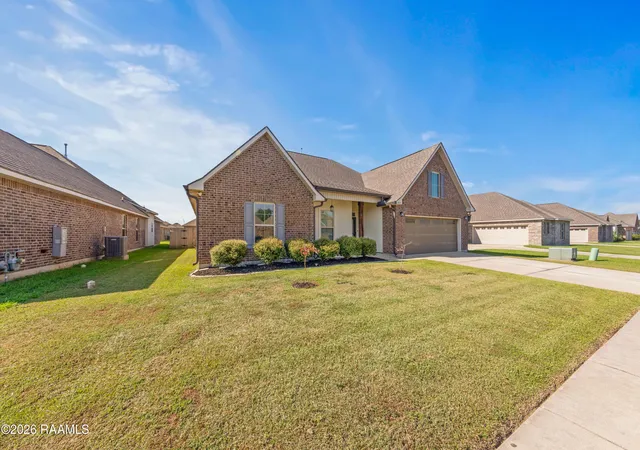 Photo 3 of Single family home for sale at 619 Bay Meadow Ln, Lafayette, LA 70507 | MLS# 2600008984 | Listing updated on 2026-10-06