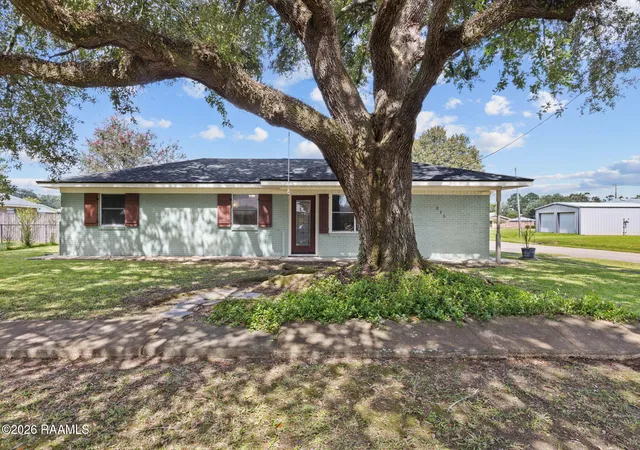 Photo 22 of Single family home for sale at 215 Frisby St, New Iberia, LA 70563 | MLS# 2600008194 | Listing updated on 2026-09-11
