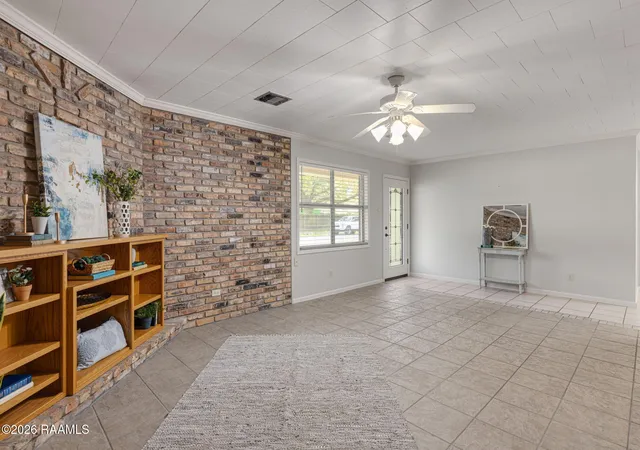 Photo 2 of Single family home for sale at 215 Frisby St, New Iberia, LA 70563 | MLS# 2600008194 | Listing updated on 2026-09-11