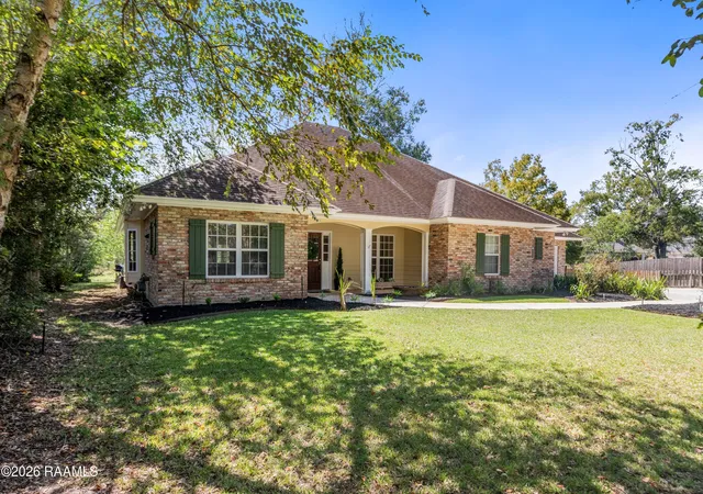 Photo 3 of Single family home for sale at 716 Harvest Ln, Opelousas, LA 70570 | MLS# 2600007831 | Listing updated on 2026-09-30