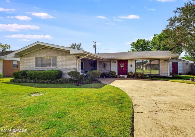 Photo 1 of Single family home for sale at 1726 Jasmine Dr, Opelousas, LA 70570 | MLS# 2600009016 | Listing updated on 2026-09-25