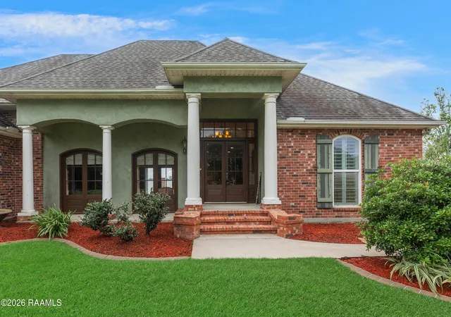 Photo 2 of Single family home for sale at 7280 Main Hwy, Saint Martinville, LA 70582 | MLS# 2600007606 | Listing updated on 2026-09-06