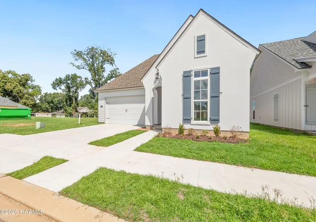 Photo 4 of Single family home for sale at 409 Rue Gambetta, Lafayette, LA 70507 | MLS# 2600006130 | Listing updated on 2026-09-10