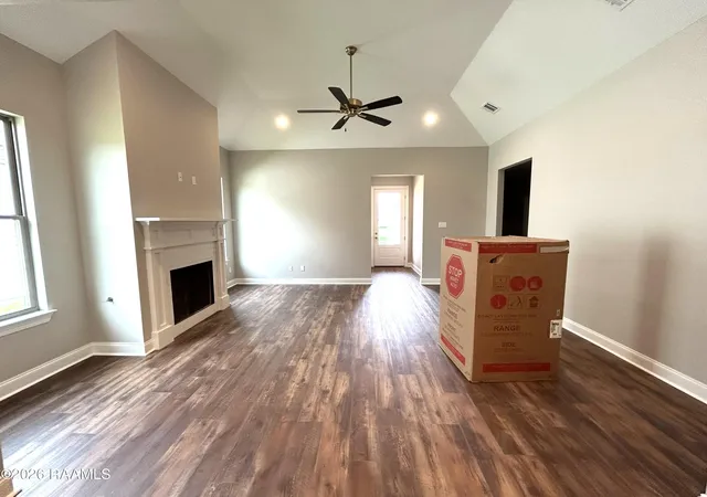 Photo 2 of Single family home for sale at 203 Carreras Ln, Maurice, LA 70555 | MLS# 2600007955 | Listing updated on 2026-09-10