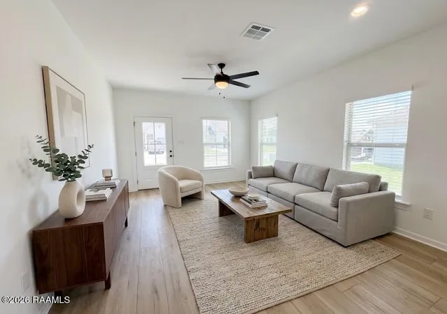 Photo 2 of Single family home for sale at 212 Hester Way, Carencro, LA 70520 | MLS# 2600003539 | Listing updated on 2026-10-06