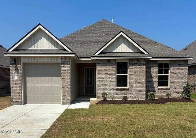 Single family home for sale at 202 Red Pine Dr, Lafayette, LA 70501 | MLS# 2600005402 | Listing updated on 2026-09-08