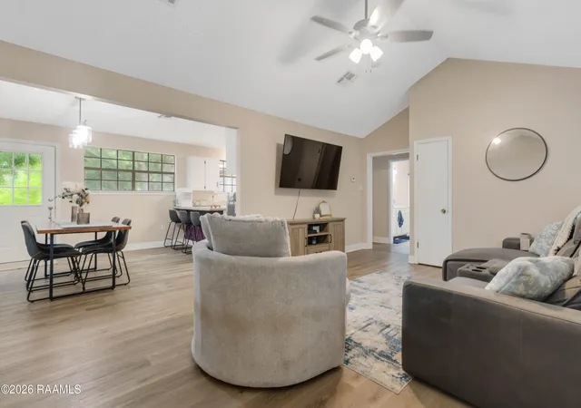 Photo 4 of Single family home for sale at 118 Southfork Dr, Youngsville, LA 70592 | MLS# 2600008139 | Listing updated on 2026-09-17