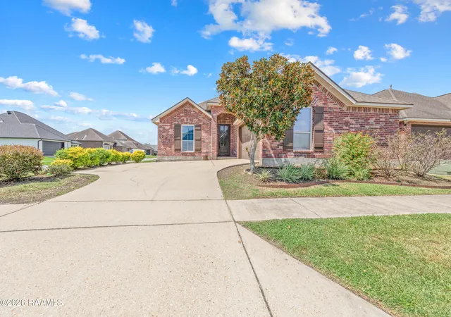 Photo 2 of Single family home for sale at 101 Ace Ln, Lafayette, LA 70506 | MLS# 2600008571 | Listing updated on 2026-09-12