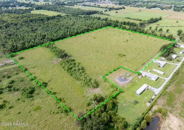 Photo 1 of Land for sale at 139 Bob Rd, Carencro, LA 70520 | MLS# 2600008550 | Listing updated on 2026-09-12
