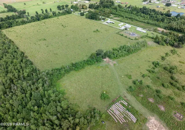 Photo 2 of Land for sale at 139 Bob Rd, Carencro, LA 70520 | MLS# 2600008550 | Listing updated on 2026-09-12