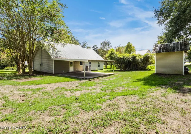 Photo 4 of Single family home for sale at 32 Hidden Hills Lake Rd, Arnaudville, LA 70512 | MLS# 2600008514 | Listing updated on 2026-09-11