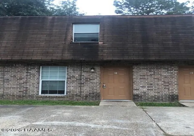 Photo 1 of Sale Pending at 109 Rue Royale, Lafayette, LA 70507 | MLS# 2600009499 | Listing updated on 2026-10-15