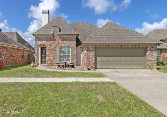 Photo 2 of Single family home for sale at 113 Mirada Ln, Lafayette, LA 70508 | MLS# 2600008531 | Listing updated on 2026-09-11