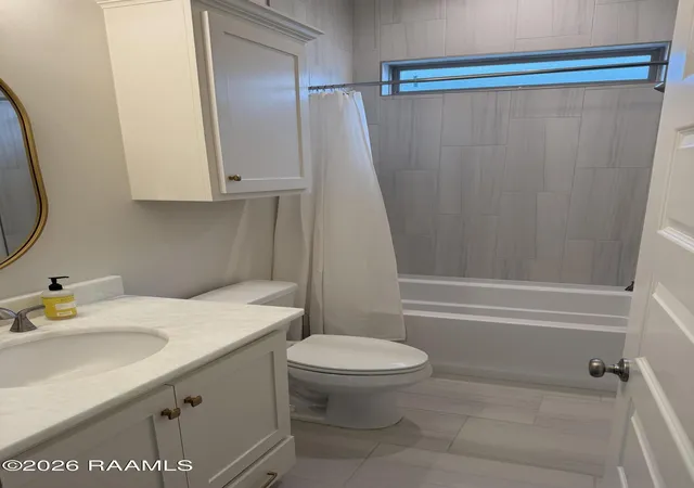 Photo 4 of Single family home for sale at 501 Traditions Dr, Lafayette, LA 70508 | MLS# 2600008340 | Listing updated on 2026-09-09