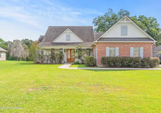 Photo 1 of Single family home for sale at 1004 Kern Dr, Breaux Bridge, LA 70517 | MLS# 2600008537 | Listing updated on 2026-09-11