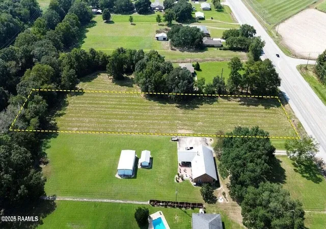 Photo 4 of Land for sale at 000 Veterans Memorial, Abbeville, LA 70510 | MLS# 2600008430 | Listing updated on 2026-09-08
