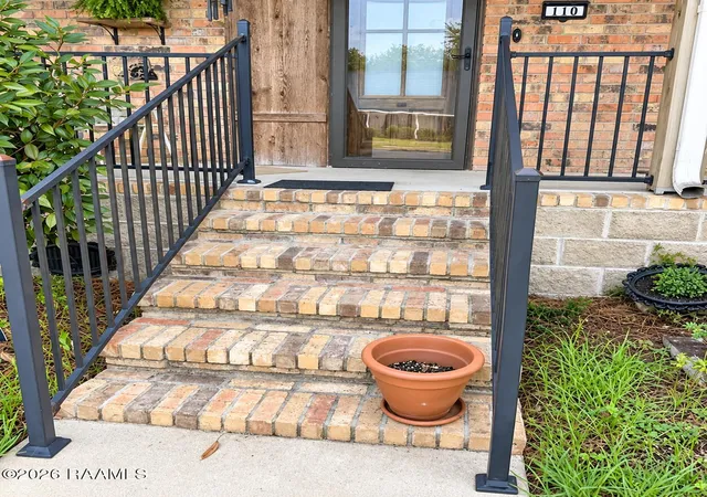 Photo 2 of Single family home for sale at 110 S Tanglewood Dr, Eunice, LA 70535 | MLS# 2600008500 | Listing updated on 2026-09-10
