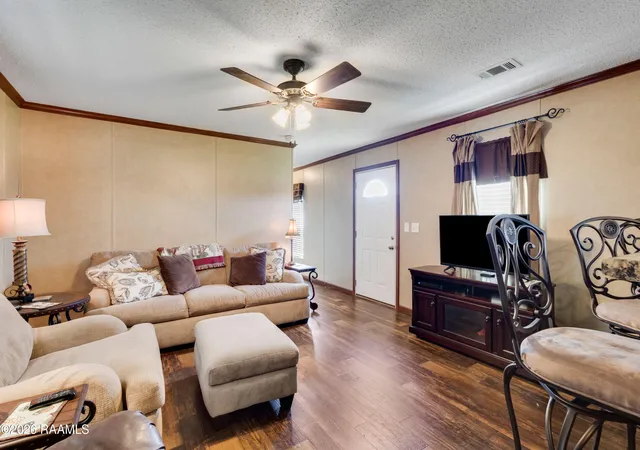 Photo 3 of Manufactured home for sale at 3576 Higginbotham Hwy, Church Point, LA 70525 | MLS# 2600008530 | Listing updated on 2026-09-11