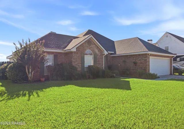 Photo 1 of Single family home for sale at 407 Gordon Crockett Dr, Lafayette, LA 70508 | MLS# 2600009582 | Listing updated on 2026-10-12