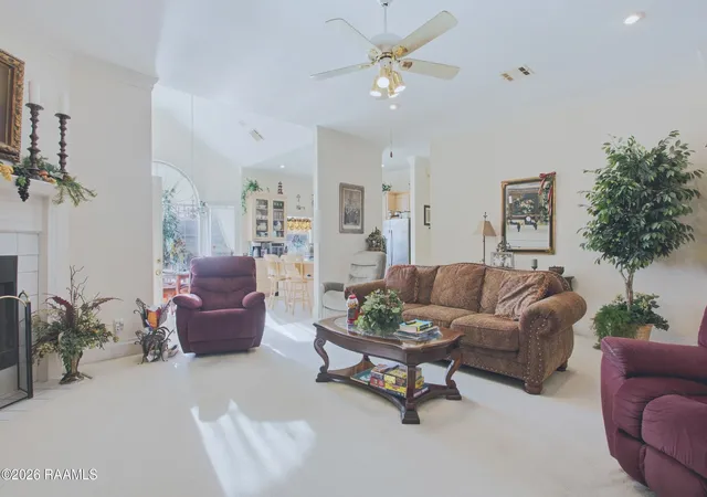 Photo 3 of Single family home for sale at 407 Gordon Crockett Dr, Lafayette, LA 70508 | MLS# 2600009582 | Listing updated on 2026-10-12