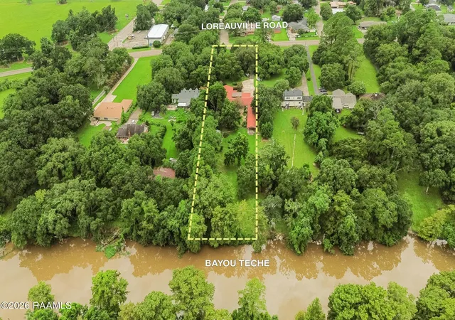 Photo 54 of Single family home for sale at 805 Loreauville Rd, New Iberia, LA 70563 | MLS# 2600007226 | Listing updated on 2026-09-07