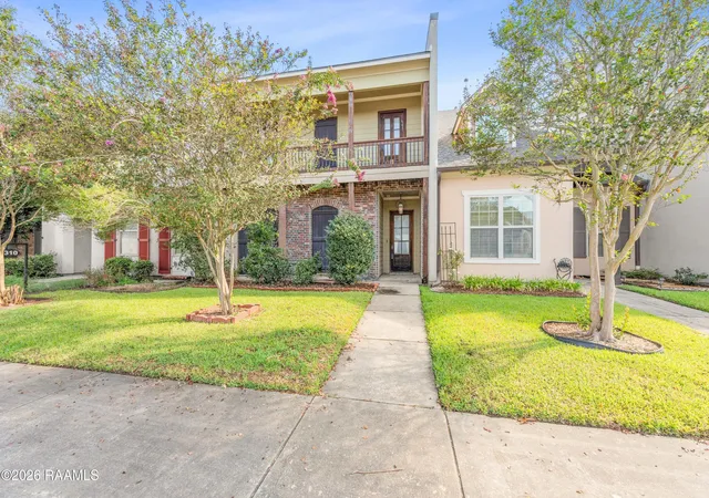 Townhouse for sale at 308 Barataria Bay Pt, Lafayette, LA 70508 | MLS# 2600007849