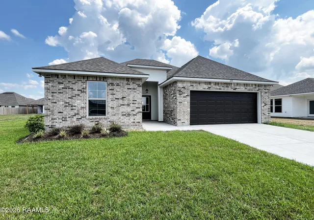 Photo 1 of Single family home for sale at 208 Hidden Meadows Dr, Lafayette, LA 70506 | MLS# 2600004866 | Listing updated on 2026-09-01