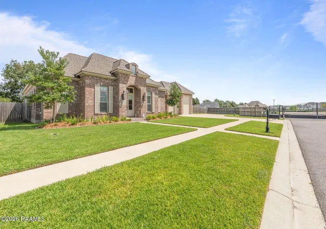 Photo 3 of Single family home for sale at 500 Greyford Dr, Lafayette, LA 70503 | MLS# 2600008524 | Listing updated on 2026-09-10