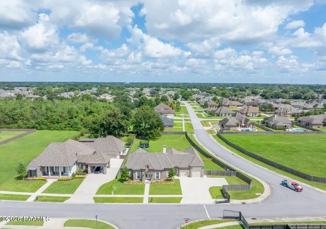 Photo 4 of Single family home for sale at 500 Greyford Dr, Lafayette, LA 70503 | MLS# 2600008524 | Listing updated on 2026-09-10