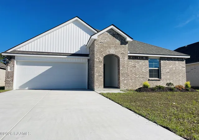 Single family home for sale at 109 Countrywood Ct, Duson, LA 70529 | MLS# 2600005719