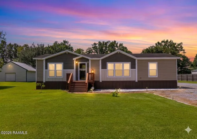 Photo 1 of Manufactured home for sale at 7709 Fred Romero Rd, New Iberia, LA 70560 | MLS# 2600007327 | Listing updated on 2026-09-08