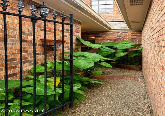 Photo 1 of Townhouse for sale at 102 Ambiance Cir, Lafayette, LA 70508 | MLS# 2600008032 | Listing updated on 2026-09-06