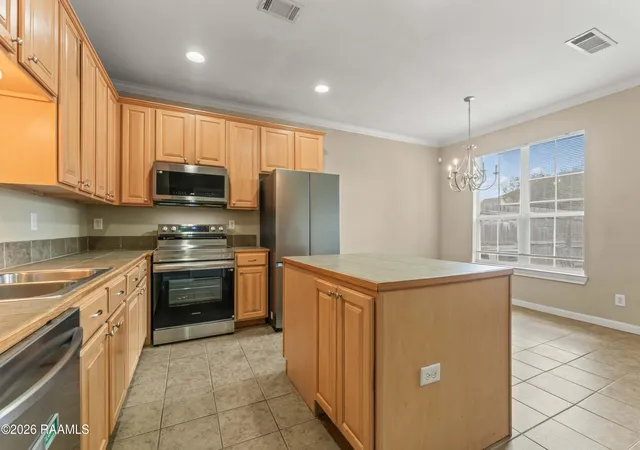 Photo 4 of Townhouse for sale at 4000 Lake Beau Pre Blvd #10, Baton Rouge, LA 70820 | MLS# 2600008566 | Listing updated on 2026-09-12
