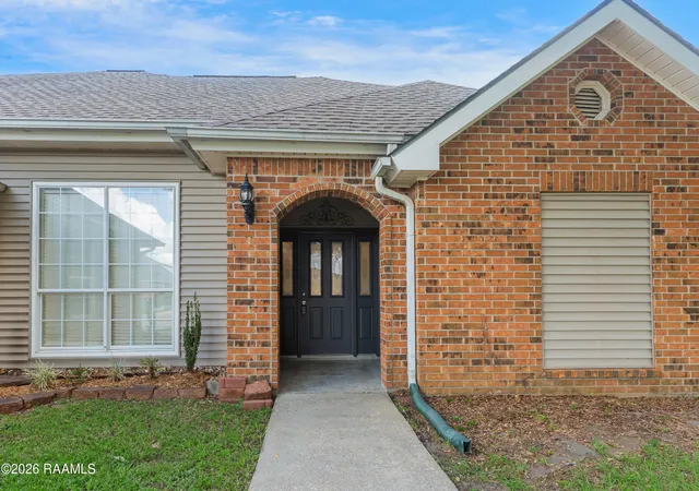 Photo 2 of Single family home for sale at 103 Kirkwood Ln, Youngsville, LA 70592 | MLS# 2600008238 | Listing updated on 2026-09-14
