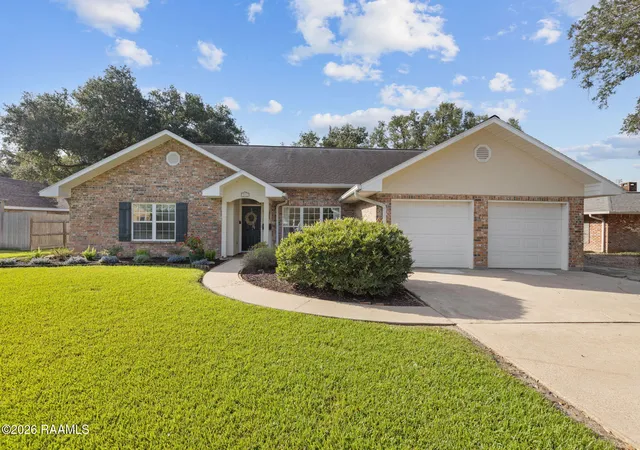 Photo 2 of Single family home for sale at 511 W 14th Street, Crowley, LA 70526 | MLS# 2600008203 | Listing updated on 2026-09-04