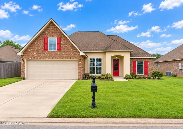 Photo 1 of Single family home for sale at 118 Peak Valley St, Youngsville, LA 70592 | MLS# 2600008475 | Listing updated on 2026-09-10