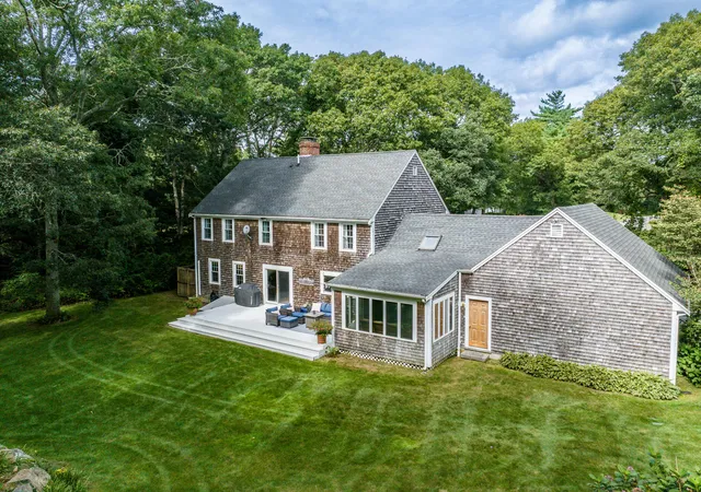 Photo 4 of Single family home for sale at 7 Harpers Holw, East Sandwich, MA 02537 | MLS# 22604653 | Listing updated on 2026-10-04