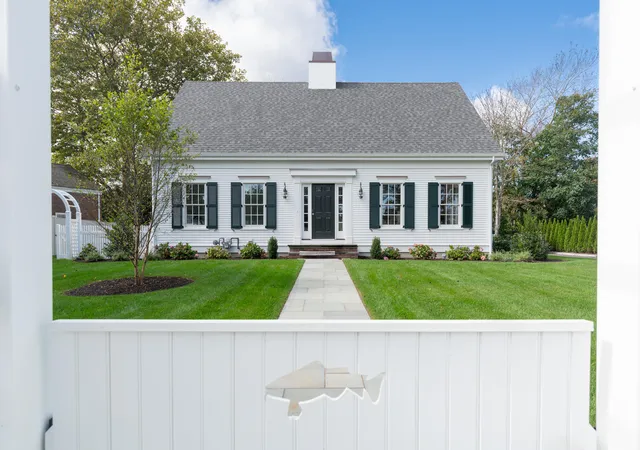 Photo 2 of Single family home for sale at 33 Crowell Rd, Chatham, MA 02633 | MLS# 22600794 | Listing updated on 2026-10-07