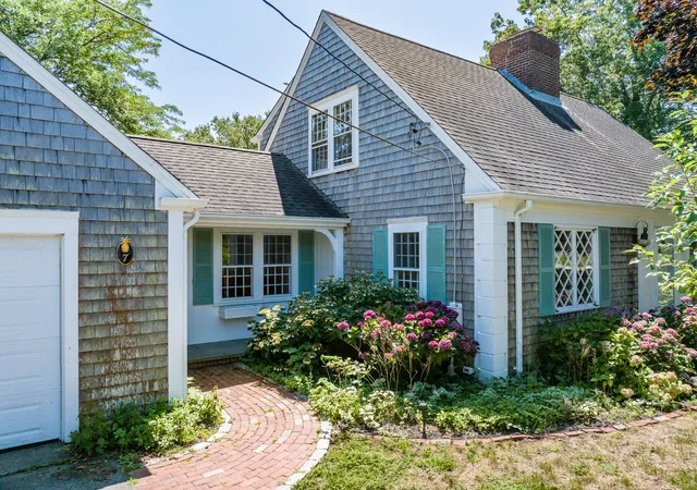 Photo 3 of Single family home for sale at 7 Pinefield Ln, South Dennis, MA 02660 | MLS# 22600428 | Listing updated on 2026-09-15
