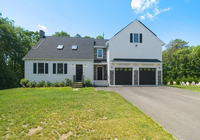 Photo 2 of Single family home for sale at 115 Kiahs Wy, East Sandwich, MA 02537 | MLS# 22603343 | Listing updated on 2026-09-13